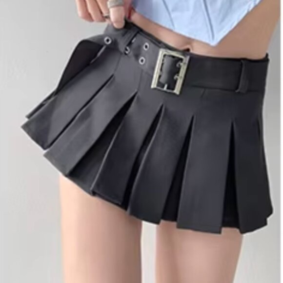 Gyaru Mini Skirt Kpop Aesthetics Pleated Faux Leather Mini Skirt Size Medium - Picture 1 of 14